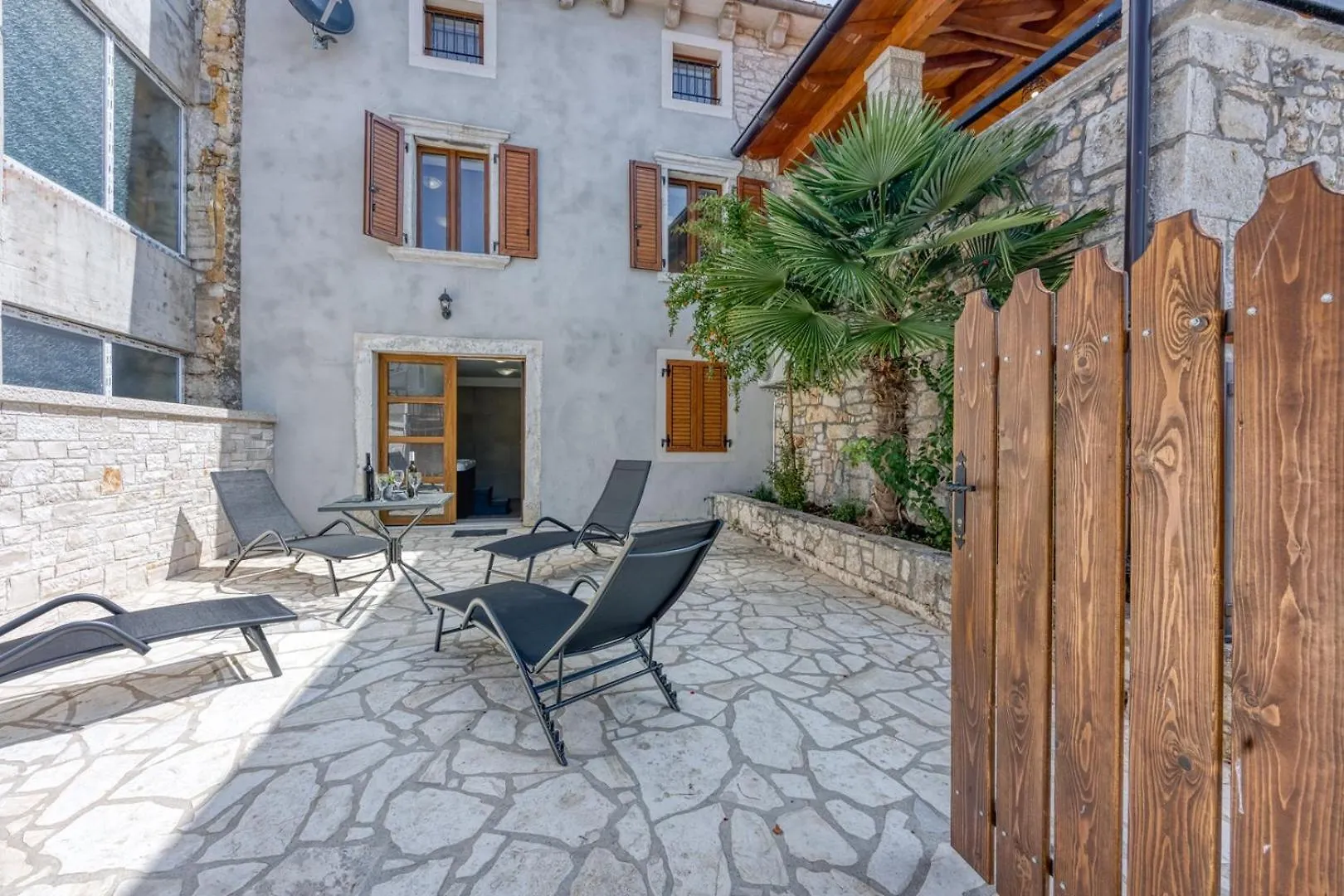 House Milka With Whirlpool And Sauna Klostar 0*,